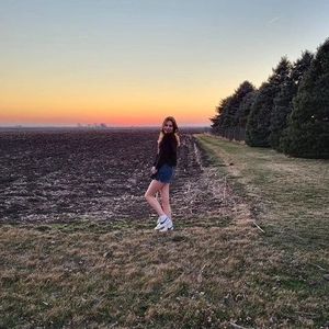 Meet your Posher, Allie